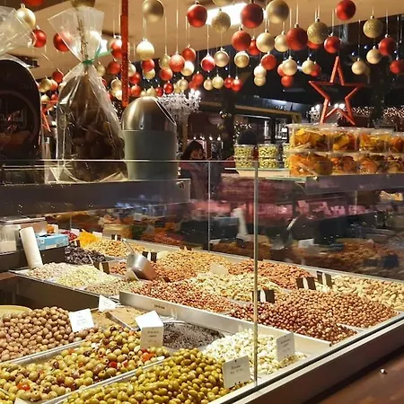 F2 Cozy Near Center And Train Station Apartman