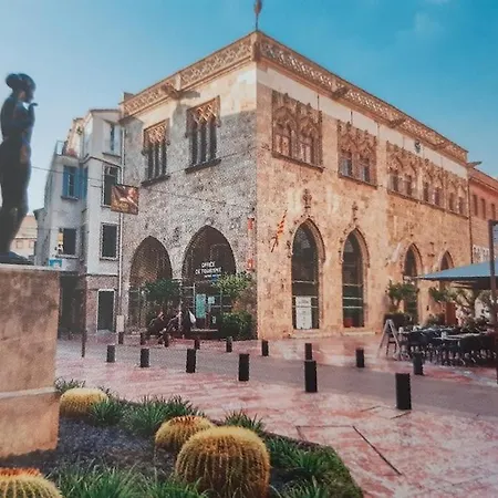 F2 Cozy Near Center And Train Station Perpignan