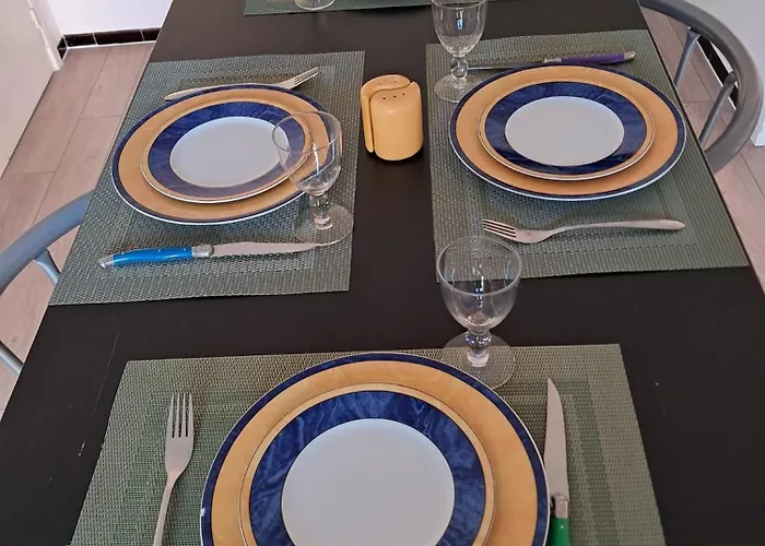 Apartament F2 Cozy Near Center&train Station